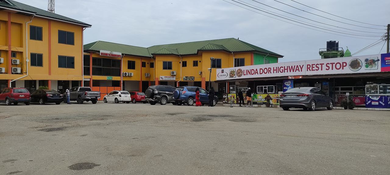 This location serves as a rest area equipped with hotels, restaurants, a bar, and restroom facilities. It's where travelers moving between Accra and the northern regions take a break to rejuvenate before resuming their extended journeys.