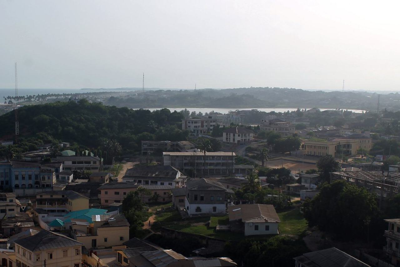 Baakano, a suburb in Cape Coast, with the Fosu Lagoon in the background.