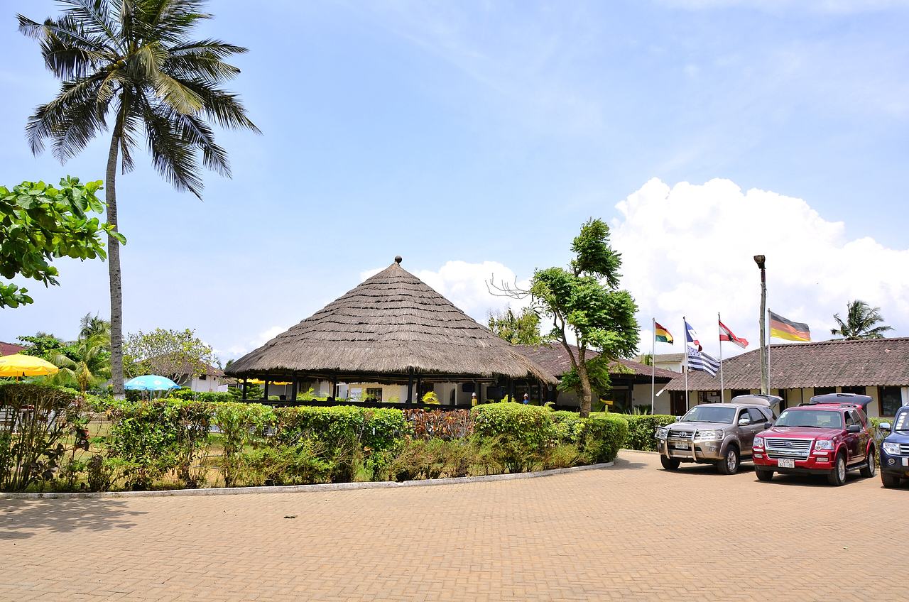 Original caption: "Entrance to the Africa Beach Hotel" Location: Sekondi-Takoradi (Western Region, Ghana)