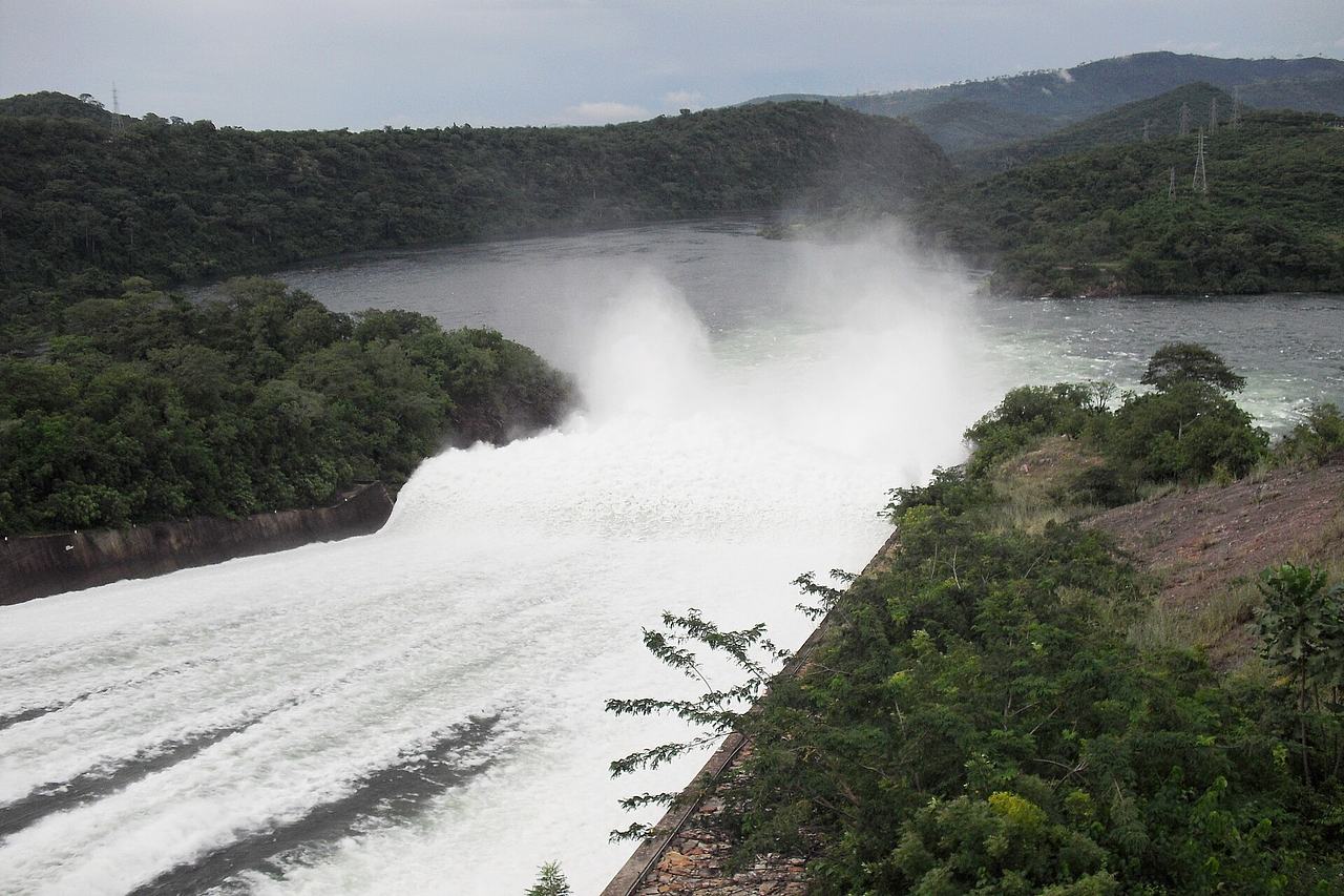 The water is spilled from the Akosombo Dam through 4 floodgates out of 12 because of the dangerously high water level in the reservoir.