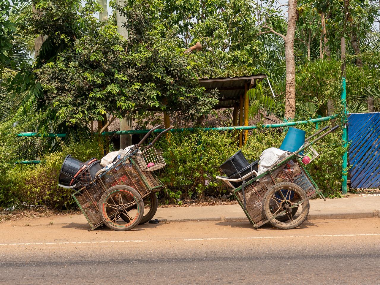 Hand carts in Eastern Ghana 