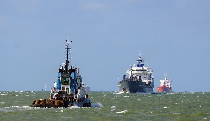 File:Cargo Ships at Sekondi-Takoradi Harbour (Takoradi Harbour).jpg