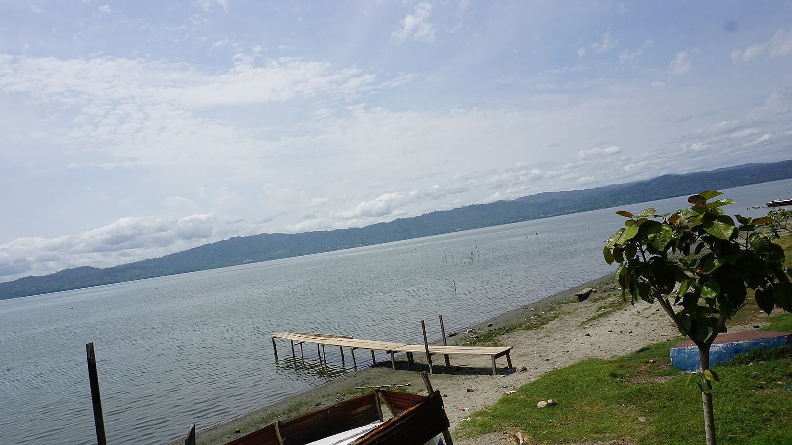 Lake Bosomtwe 07