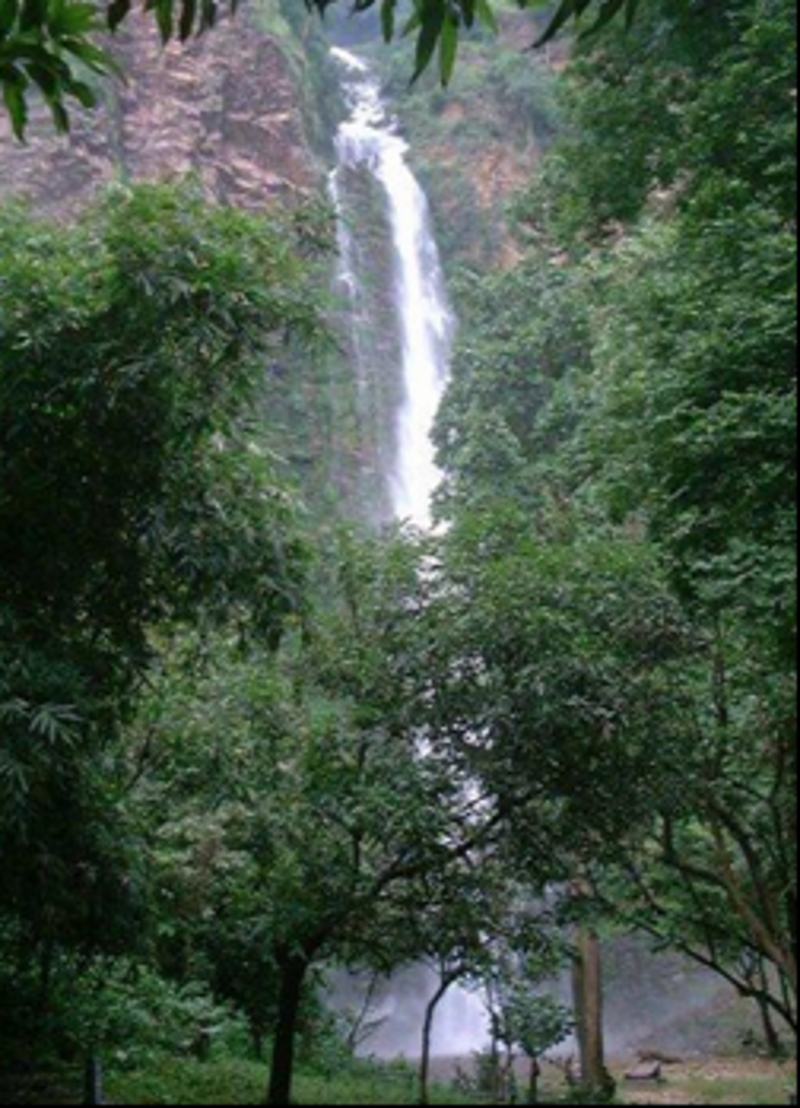 Tagbo Falls falling from the Akwapim-Togo range near Liati Wote, Ghana.