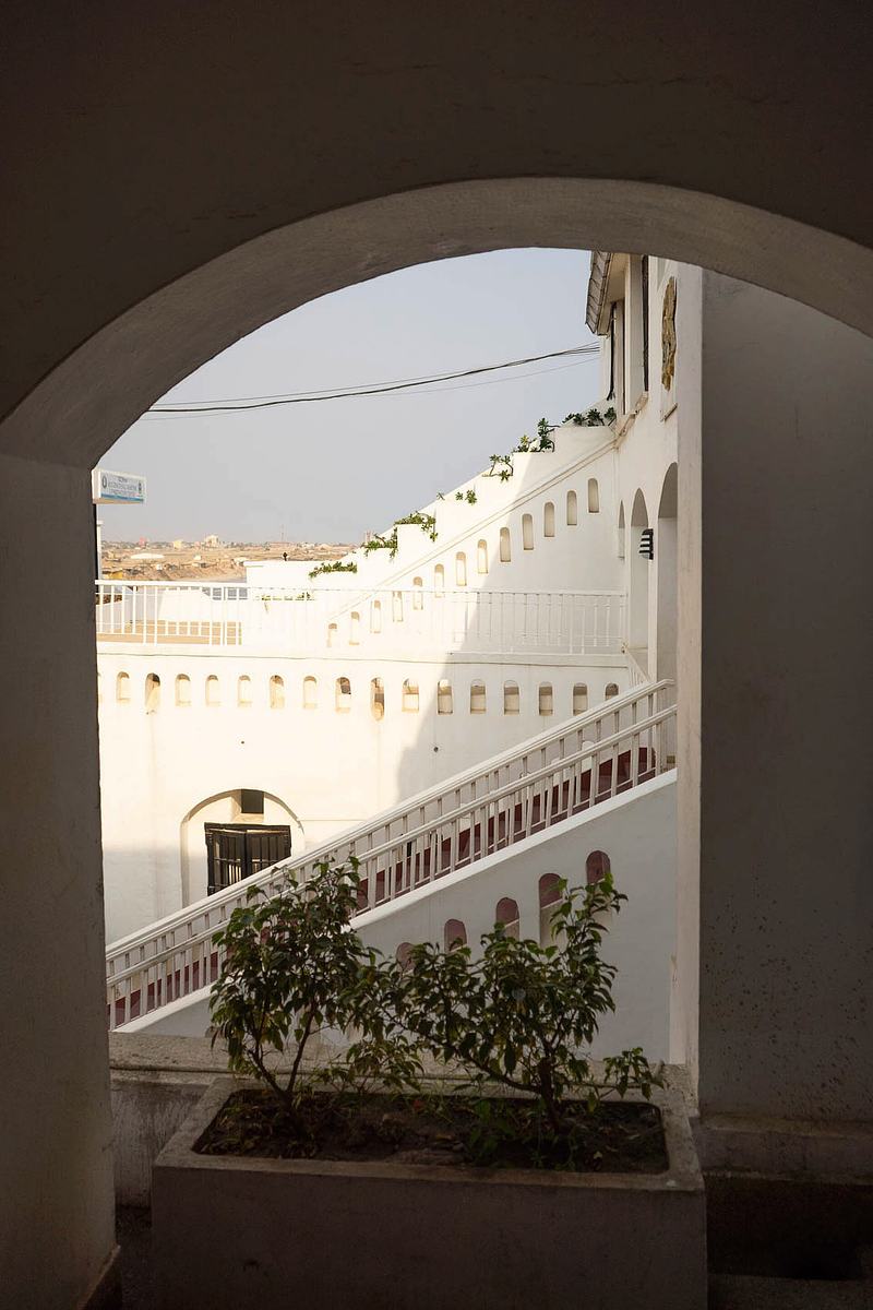 18-Osu-Castle-Accra-DSC01007