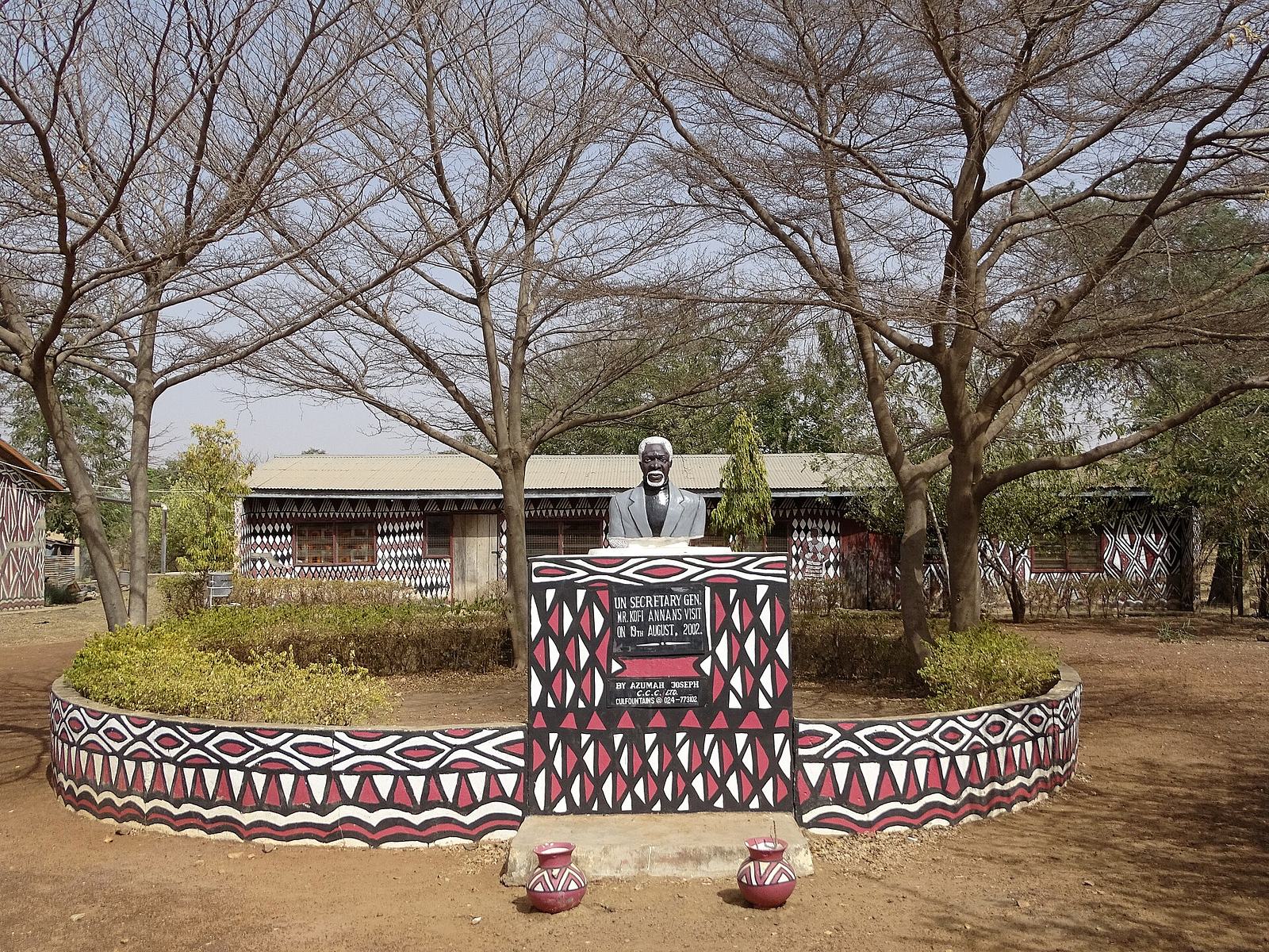 Monument to Kofi Annan inside of the Sirigu Women's Pottery Association (Upper East Region, Ghana 2019).jpg