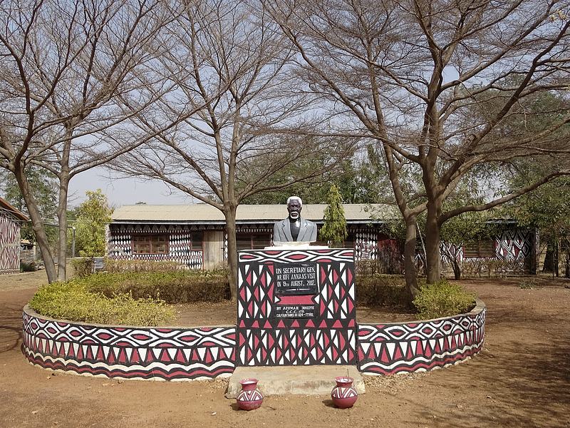 Monument to Kofi Annan inside of the Sirigu Women's Pottery Association (Upper East Region, Ghana 2019).jpg