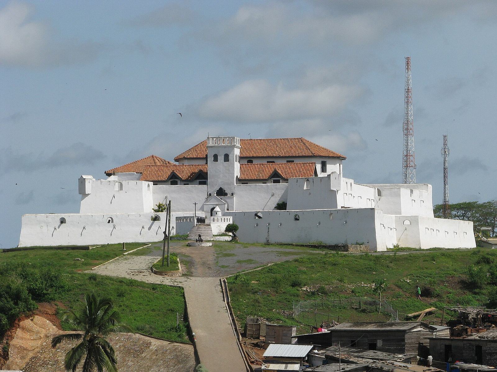 Fort St. Jago (Coenraadsburg) on its hilltop above Elmina, seen from Elmina Castle