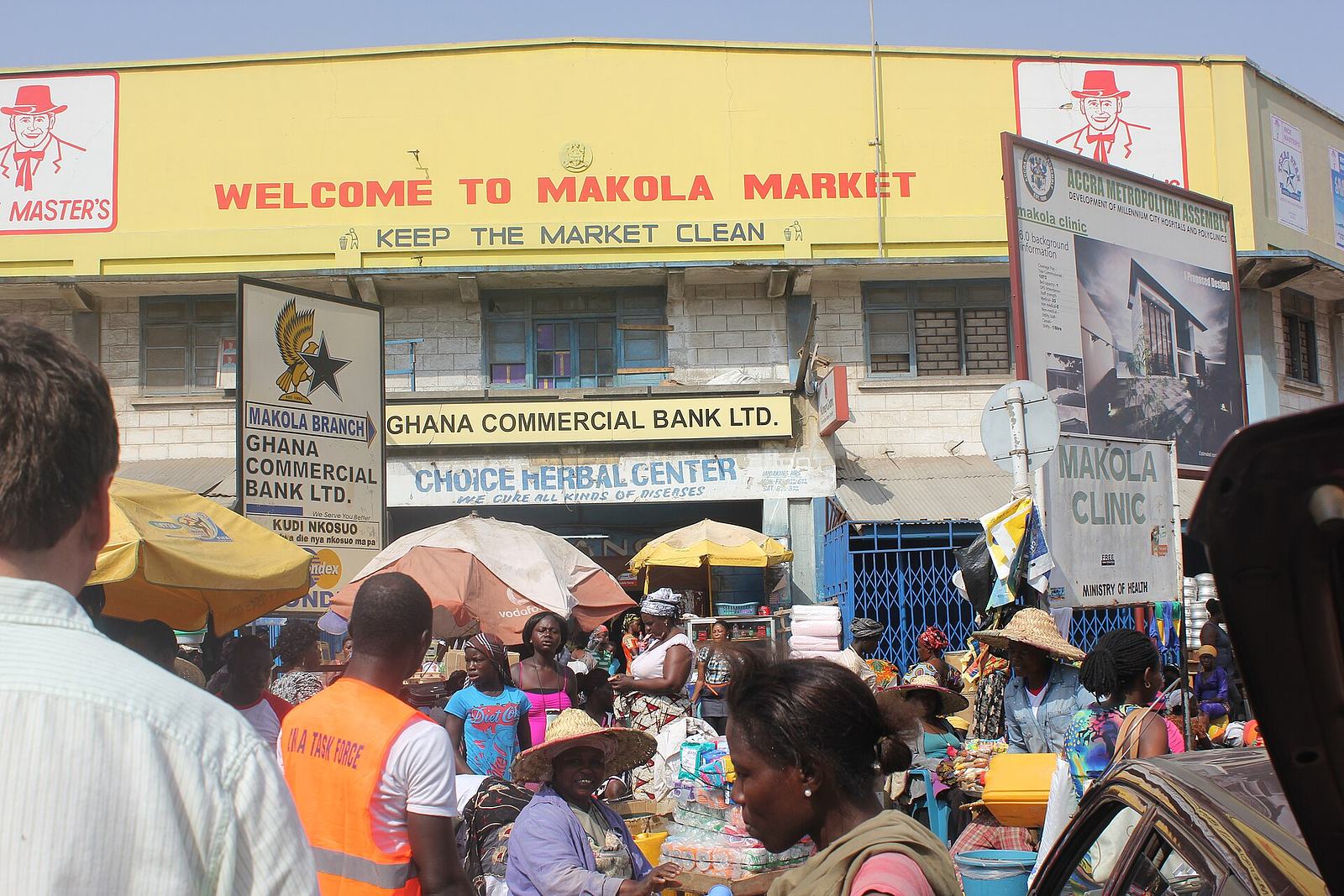 Makola Market Entrance, Accra, Ghana.JPG