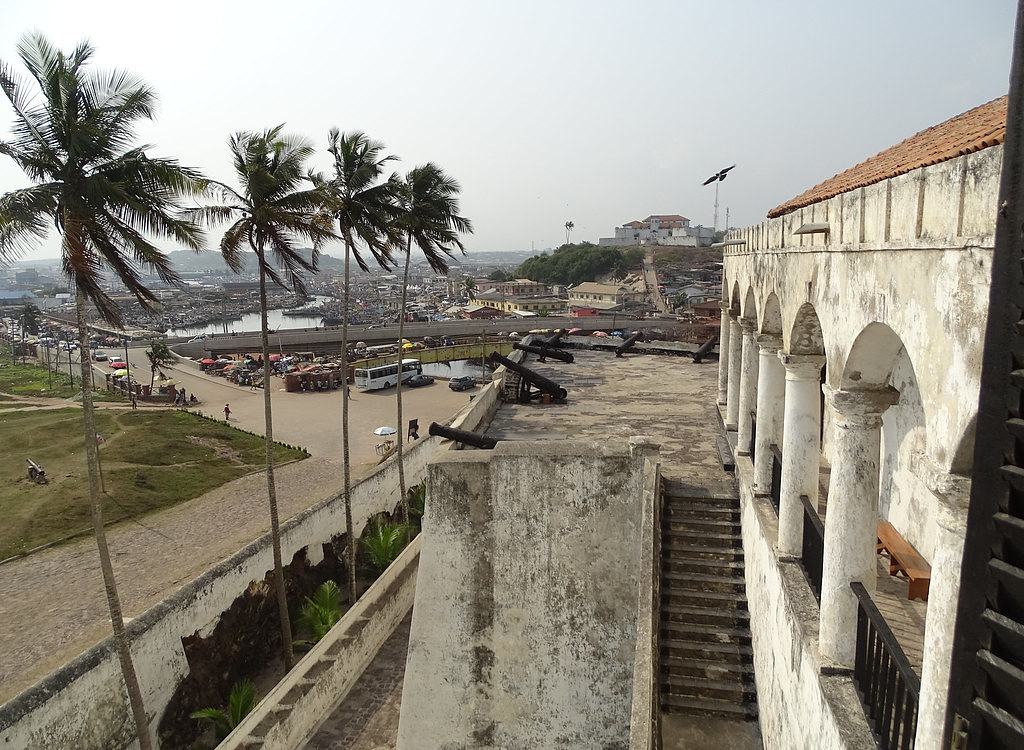 Elmina harbour and Fort Coenraadsburg (=Sao Jago da Mina) from the Castle (Fort São Jorge da Mina)