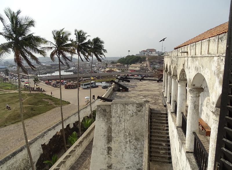 Elmina harbour and Fort Coenraadsburg (=Sao Jago da Mina) from the Castle (Fort São Jorge da Mina)