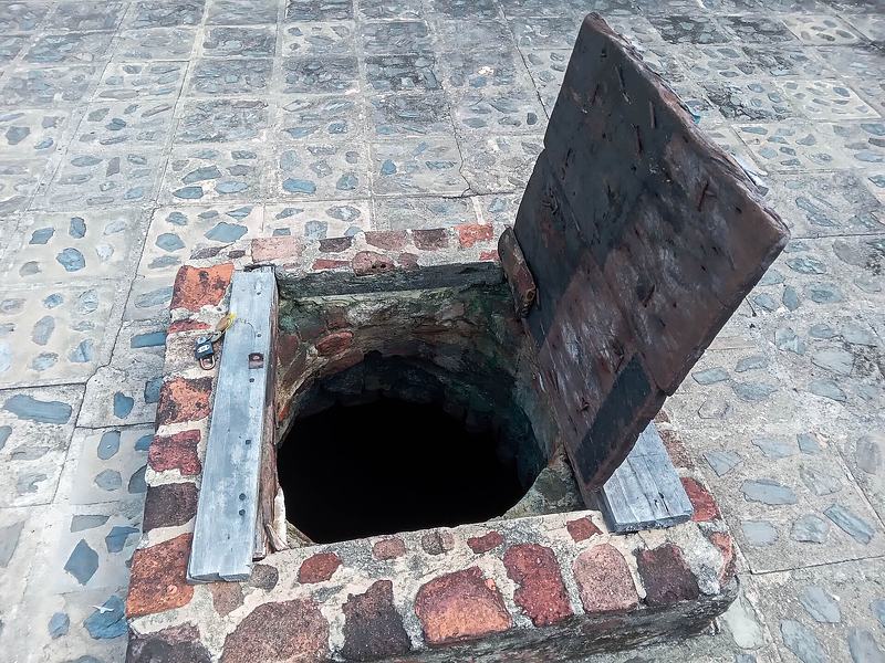 Fort Apollonia in Ghana 14