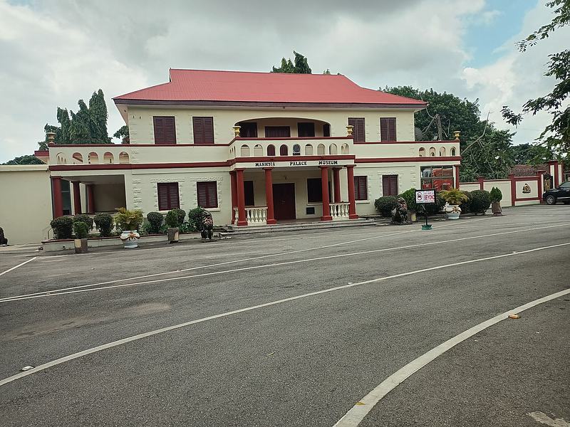 Manhyia Palace Museum building in Kumasi, Ghana
