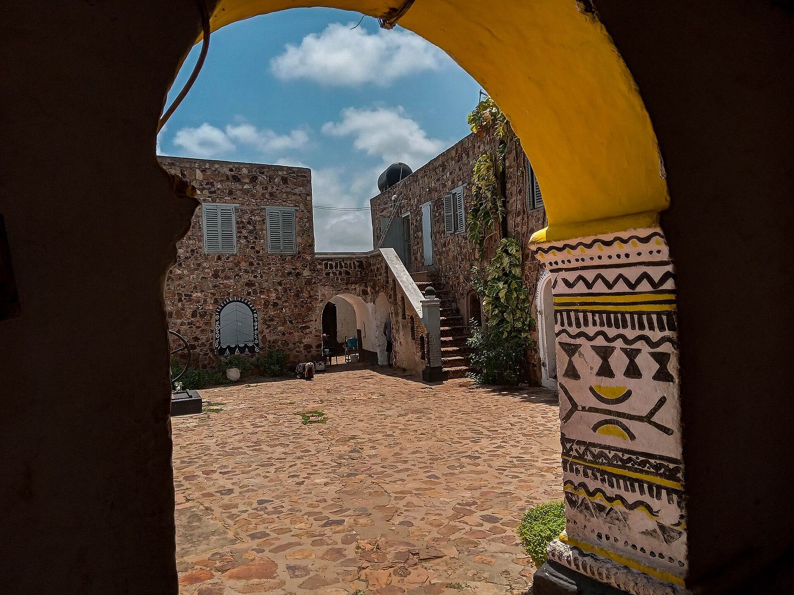 Fort Good Hope 9