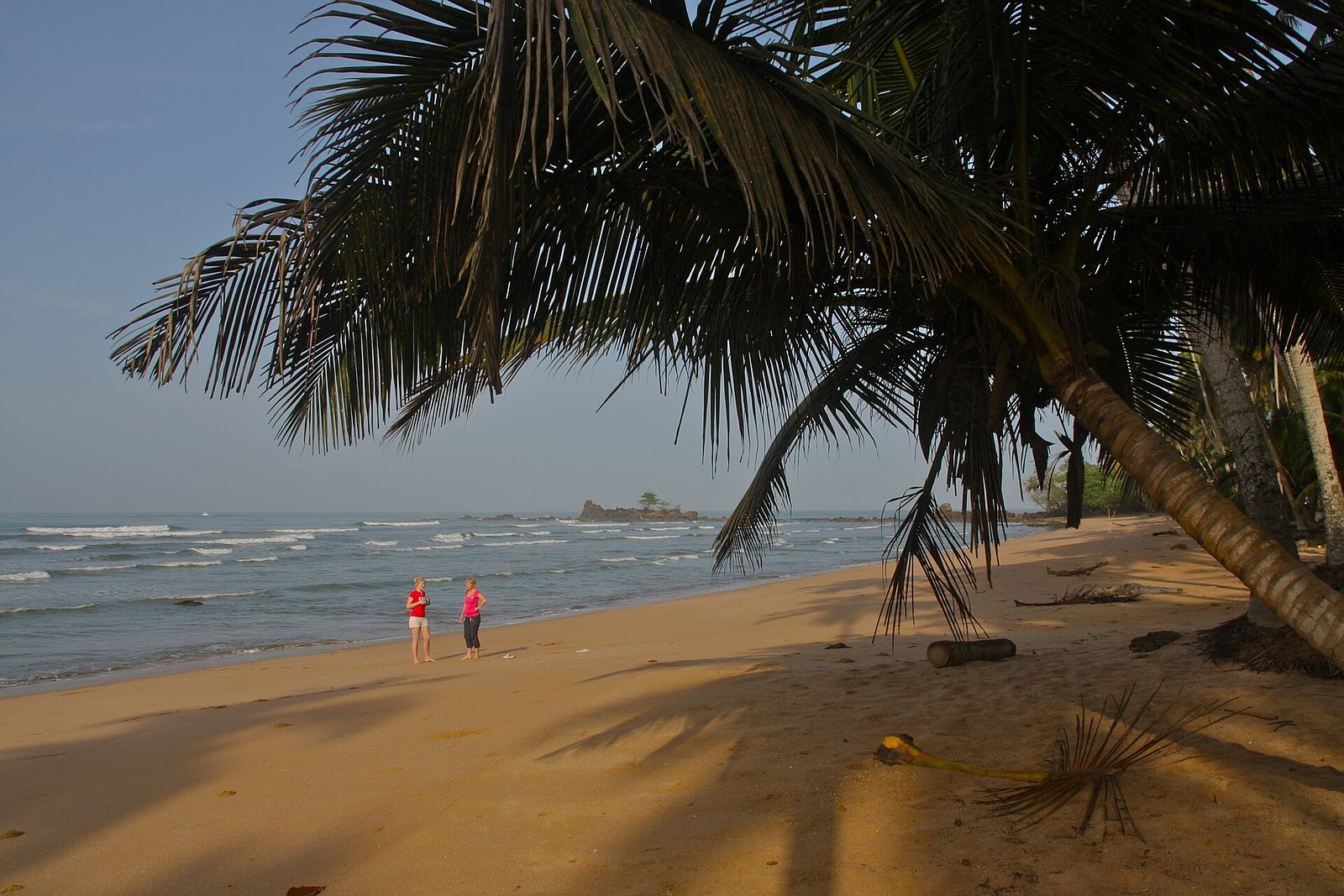 Ankobra Beach - panoramio.jpg