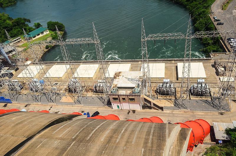 Akosombo Dam, Akosombo